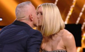 Eros Ramazzotti e Michelle Hunziker? Il bacio che fa contenti tutti