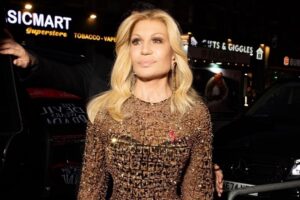 Donatella Versace, ritocco incredibile!